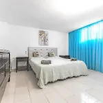 Two Bedroom In Bella Vista Appartamento